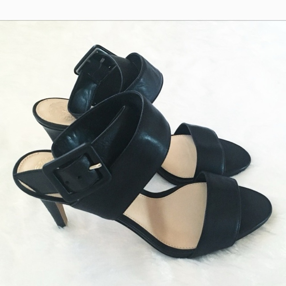 NEW VINCE CAMUTO BLACK HEEL